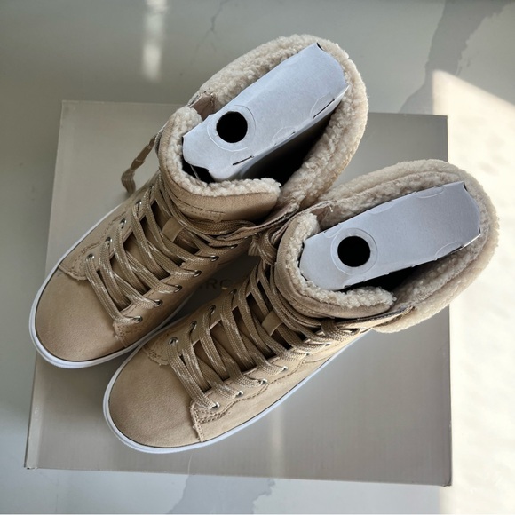 Marc Fisher Dapyr Women’s 8.5 Natural Tan Faux Suede Shearling Hi Top Sneaker - Picture 12 of 13